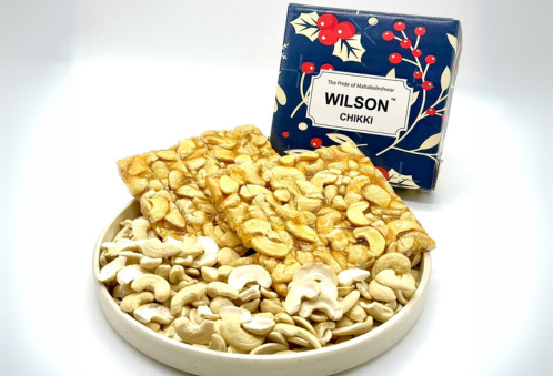 Whole Groundnut Chikki